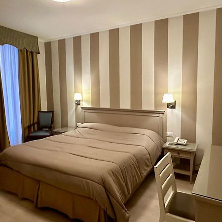 Hotel Bristol Trieste Dış mekan fotoğraf